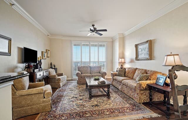 1-bedroom rental at 1 Towers Park Ln Unit 810 in San Antonio, TX — photo 3