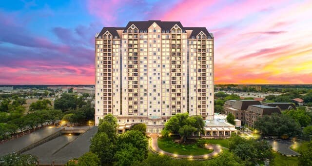 1-bedroom rental at 1 Towers Park Ln Unit 810 in San Antonio, TX — photo 5
