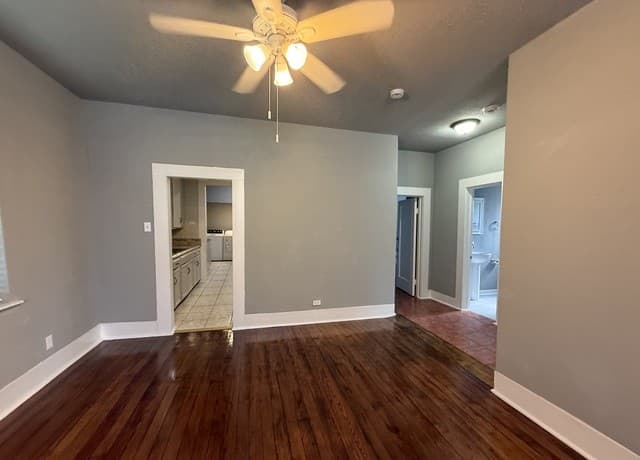 2-bedroom rental at 1615 Nolan Unit A in San Antonio, TX — photo 4