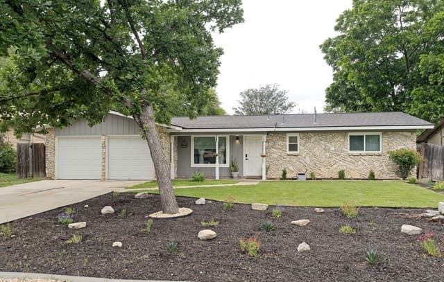 3-bedroom rental at 515 Grabo in San Antonio, TX — photo 2