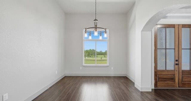 3-bedroom rental at 731 County Road 356 in Adkins, TX — photo 5