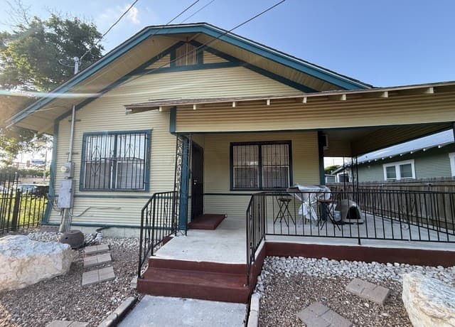 1-bedroom rental at 1615 Nolan in San Antonio TX