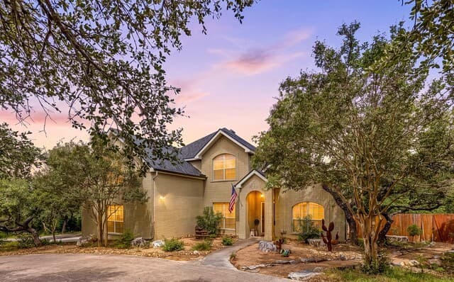 4-bedroom rental at 1059 Flagstone in San Antonio, TX — photo 1