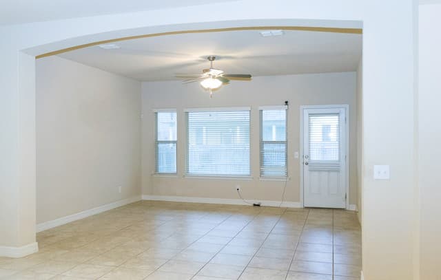 4-bedroom rental at 3112 Golf Tree in Schertz, TX — photo 4