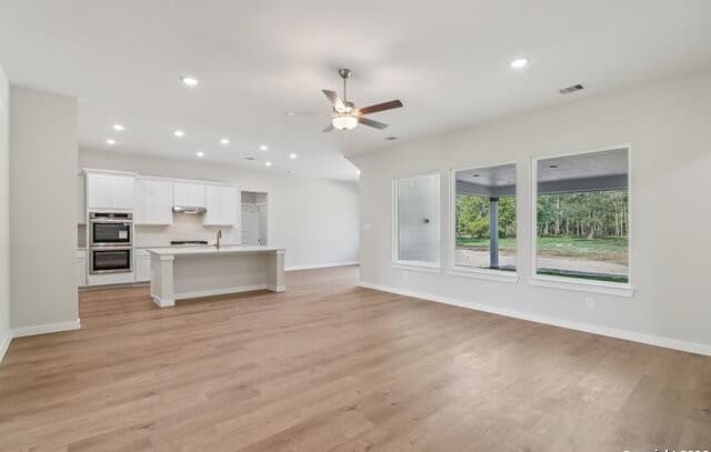 4-bedroom rental at 549 Alta Vista Drive in Pleasanton, TX — photo 3