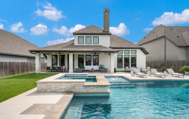 4-bedroom rental at 30137 Valley Run in Fair Oaks Ranch, TX — photo 1