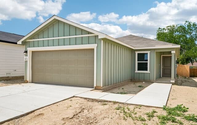 3-bedroom rental at 903 Bull Boat Ln in San Antonio, TX — photo 2