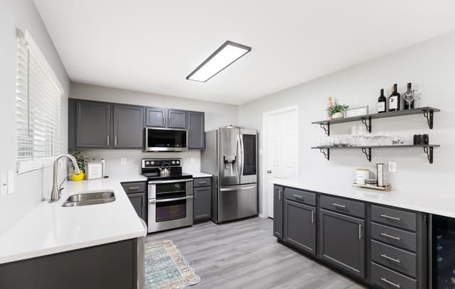 4-bedroom rental at 105 Hawks Meadows in Schertz, TX — photo 2