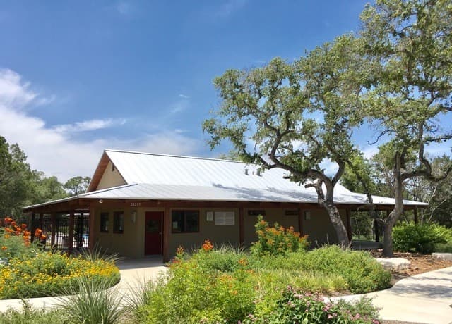 2-bedroom rental at 1562 Worsham Pass in San Antonio, TX — photo 4
