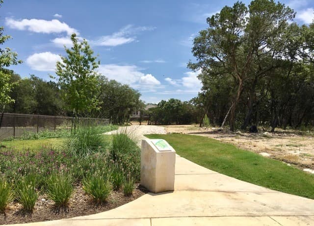 2-bedroom rental at 1562 Worsham Pass in San Antonio, TX — photo 5