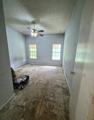 4-bedroom rental at 119 E Drexel Ave in San Antonio, TX — photo 5