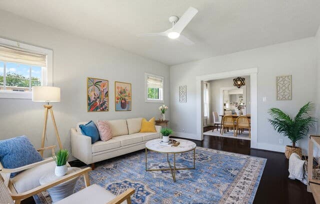 Home for sale at 1145 W Mistletoe Ave in San Antonio, TX — photo 4