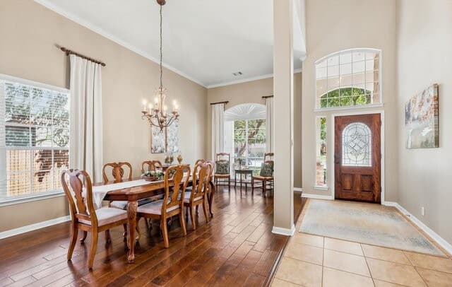 5-bedroom rental at 1531 Heavens Peak in San Antonio, TX — photo 3
