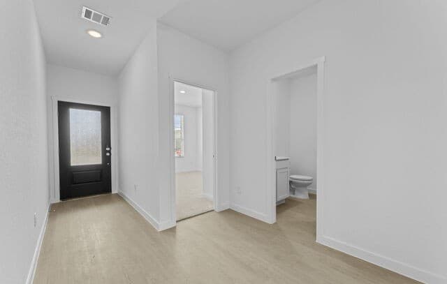 4-bedroom rental at 14963 Taradeau in San Antonio, TX — photo 5