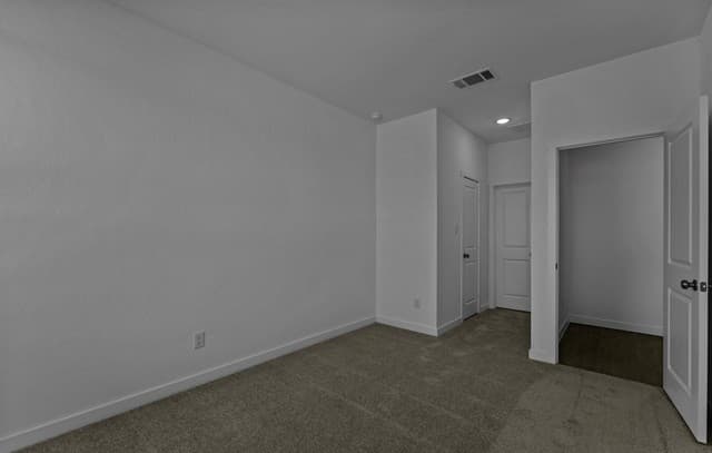 5-bedroom rental at 14949 Taradeau in San Antonio, TX — photo 5