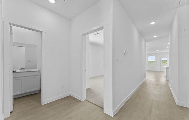 3-bedroom rental at 14967 Taradeau in San Antonio, TX — photo 2