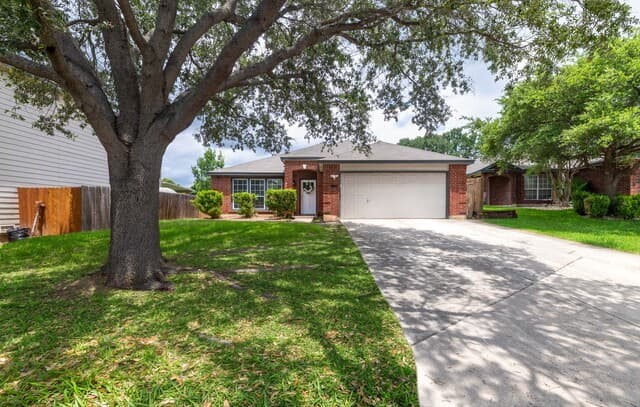 4-bedroom rental at 5607 Spring Quail in San Antonio, TX — photo 4