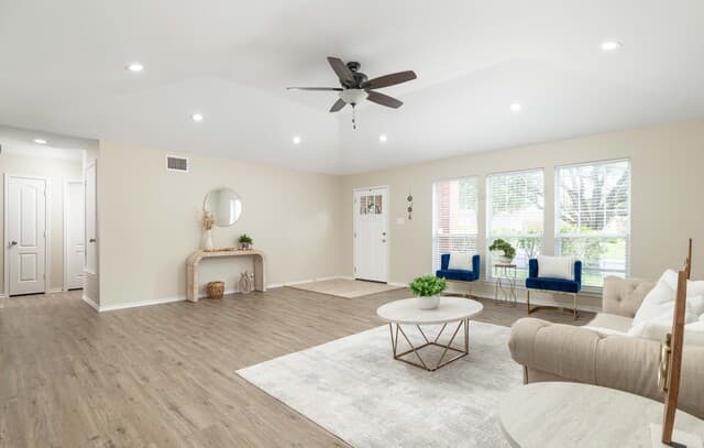 4-bedroom rental at 5607 Spring Quail in San Antonio, TX — photo 5
