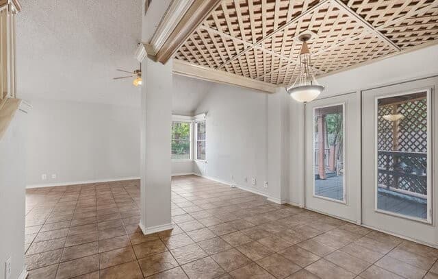4-bedroom rental at 6302 Scrub Jay in San Antonio, TX — photo 3
