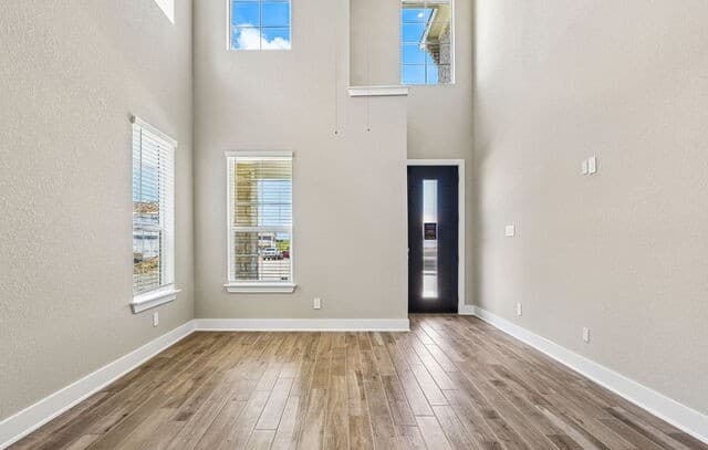 4-bedroom rental at 2204 Southerland Trail in Marion, TX — photo 3