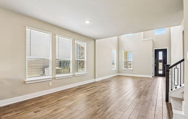 4-bedroom rental at 2204 Southerland Trail in Marion, TX — photo 4