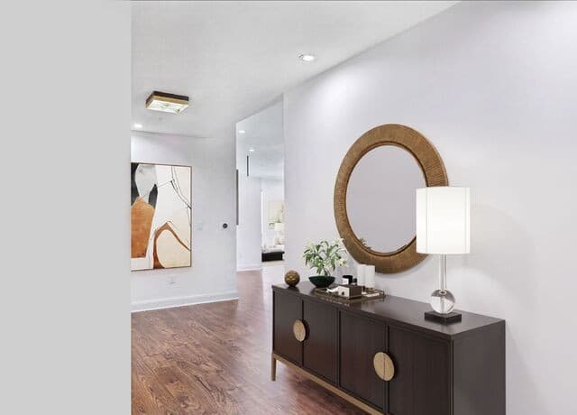 2-bedroom rental at 230 Dwyer Avenue Unit 701 in San Antonio, TX — photo 2