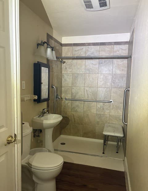 3-bedroom rental at 337 Lula Mae in San Antonio, TX — photo 2