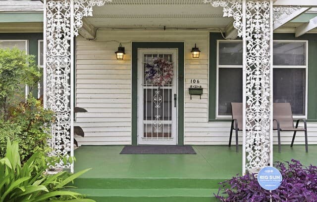 3-bedroom rental at 106 Preston in San Antonio, TX — photo 4