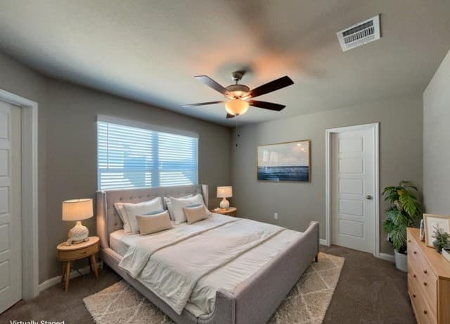 3-bedroom rental at 2075 Silver Oaks Dr Unit 6 in San Antonio, TX — photo 4