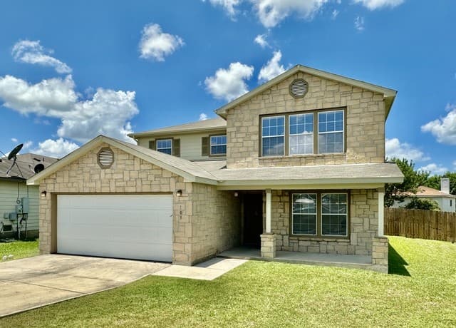 Home for sale at 105 Willow Path in Cibolo, TX — photo 2