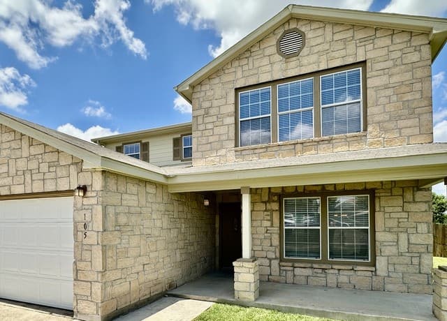 Home for sale at 105 Willow Path in Cibolo, TX — photo 3