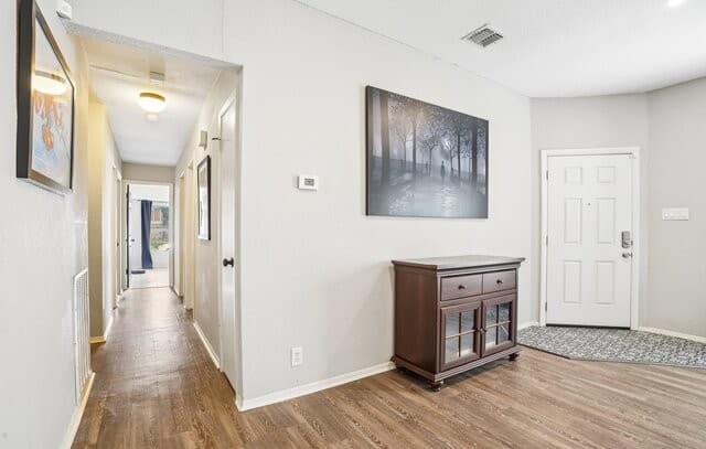 4-bedroom rental at 3239 Coral Grove Dr in San Antonio, TX — photo 4