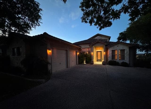 4-bedroom rental at 25346 Estancia Cir in San Antonio, TX — photo 4