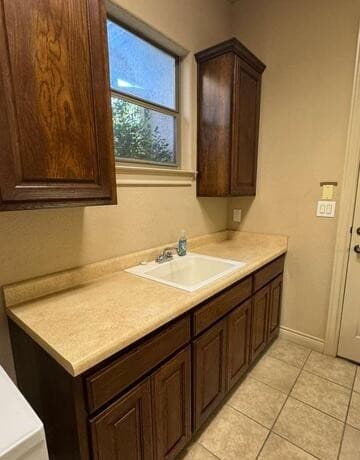 4-bedroom rental at 25346 Estancia Cir in San Antonio, TX — photo 5