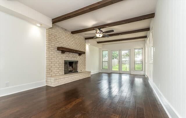 3-bedroom rental at 2114 Oak Wild St in San Antonio, TX — photo 4