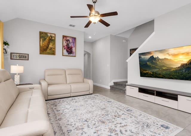 4-bedroom rental at 10618 Briceway Ace in San Antonio, TX — photo 2