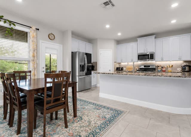 4-bedroom rental at 10618 Briceway Ace in San Antonio, TX — photo 3