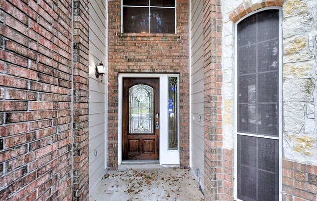 5-bedroom rental at 7919 Sierra Verde in San Antonio, TX — photo 4