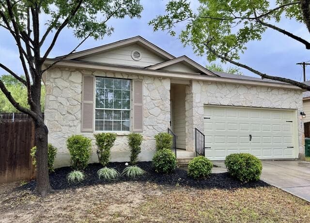 3-bedroom rental at 7807 Liberty in San Antonio, TX — photo 1