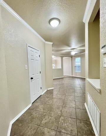 3-bedroom rental at 7807 Liberty in San Antonio, TX — photo 5