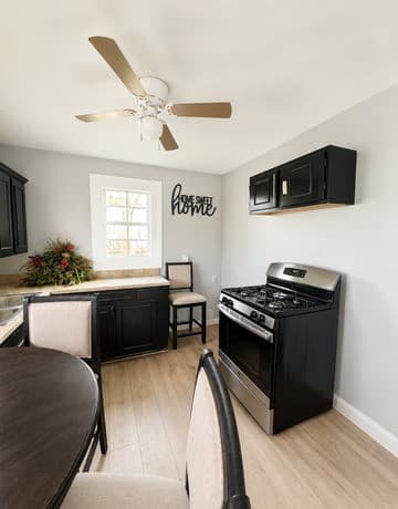 1-bedroom rental at 534 Sharmain Pl in San Antonio, TX — photo 4