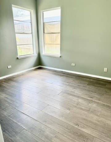 3-bedroom rental at 502 Earlyway Dr in San Antonio, TX — photo 5