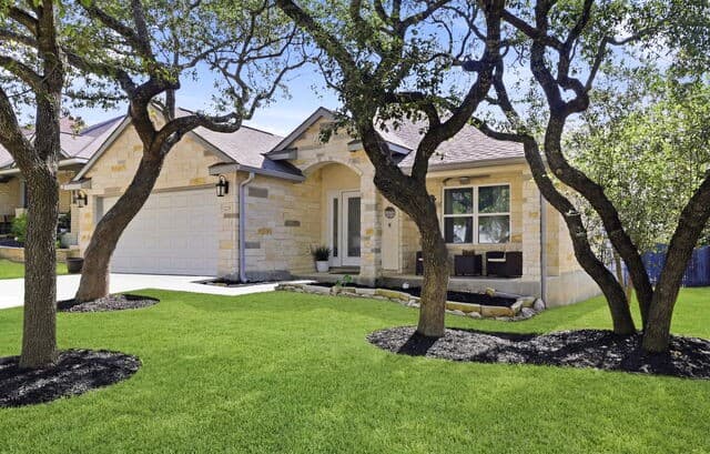 3-bedroom rental at 1223 Alpine Pond in San Antonio, TX — photo 4