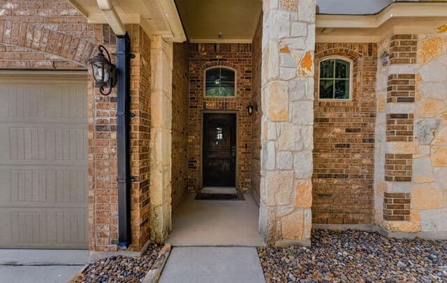 4-bedroom rental at 2932 Sunridge Dr in Schertz, TX — photo 4