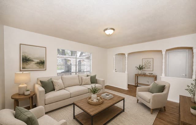 3-bedroom rental at 6907 Sunlight in Leon Valley, TX — photo 4