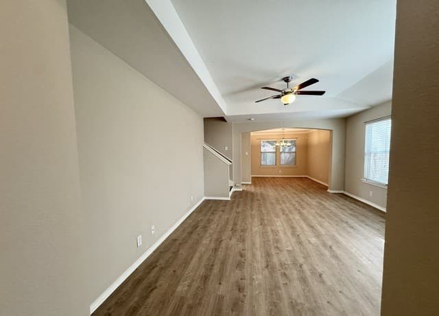 3-bedroom rental at 7707 Wexford Holw Unit 7707 in San Antonio, TX — photo 5