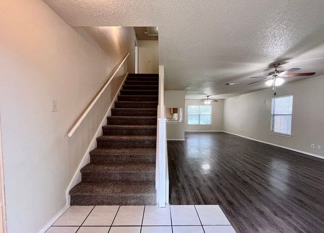 3-bedroom rental at 8143 Chestnut Manor Dr in Converse, TX — photo 4