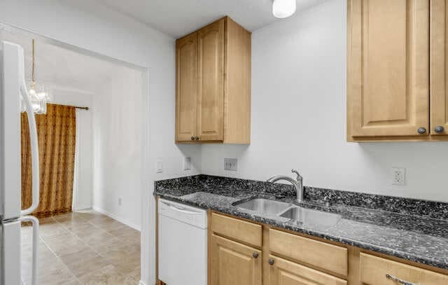 3-bedroom rental at 3306 Stoney Star in San Antonio, TX — photo 5