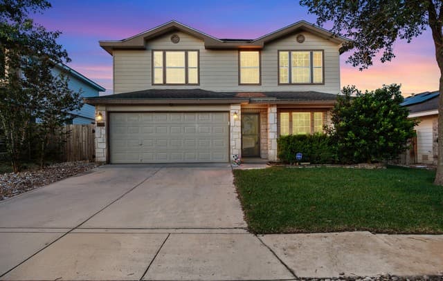 3-bedroom rental at 9719 Mustang Farm in San Antonio, TX — photo 4