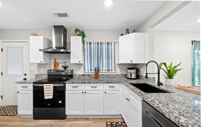 3-bedroom rental at 248 Wingate Ave in San Antonio, TX — photo 2